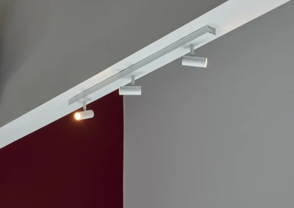 Lamap sufitowa Omari 3-Rail Biały