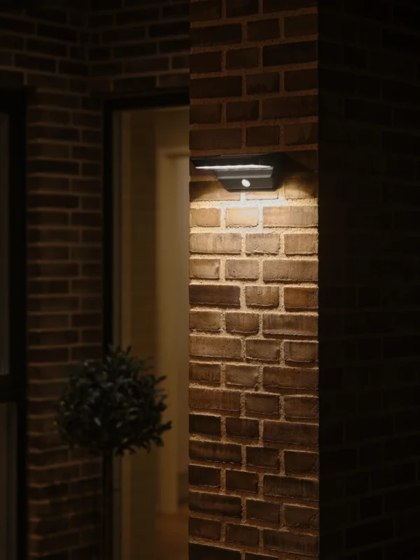 Lampa solarna Nordlux Agena Czarny