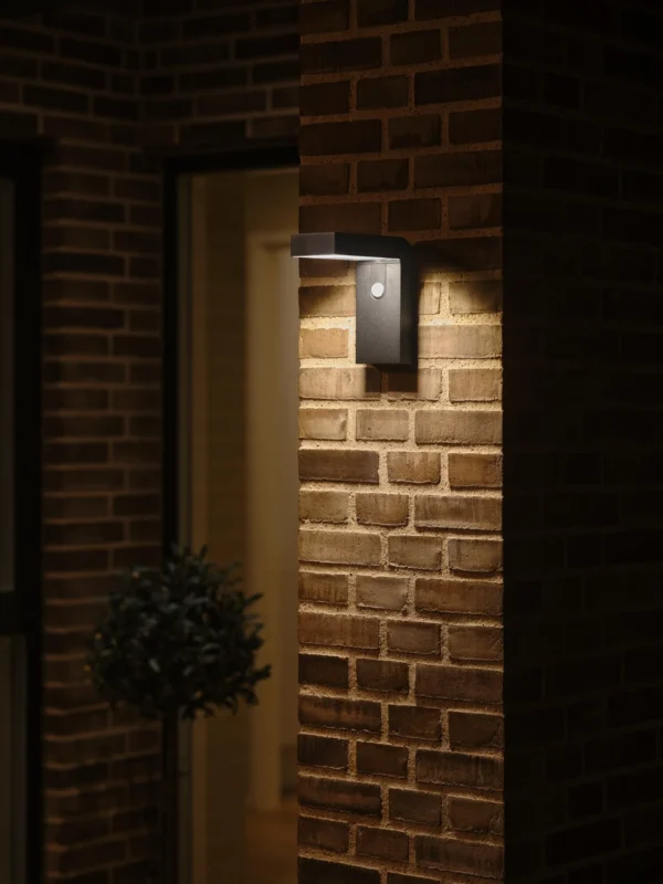 Lampa solarna Nordlux Alya Czarny